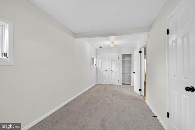 2472 LEAMAN RD, Ronks, PA 17572