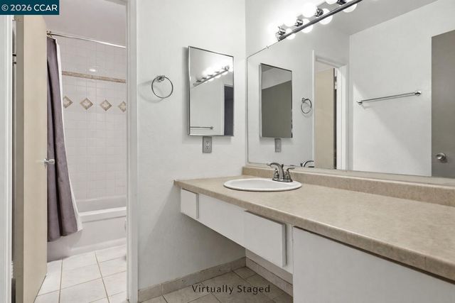 470 N Civic Dr 413, Walnut Creek, CA 94596