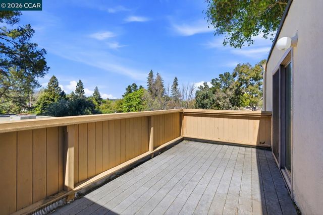 470 N Civic Dr 413, Walnut Creek, CA 94596