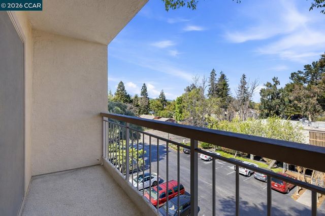 470 N Civic Dr 413, Walnut Creek, CA 94596