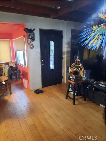 2066 el moran Street, Los Angeles, CA 90039