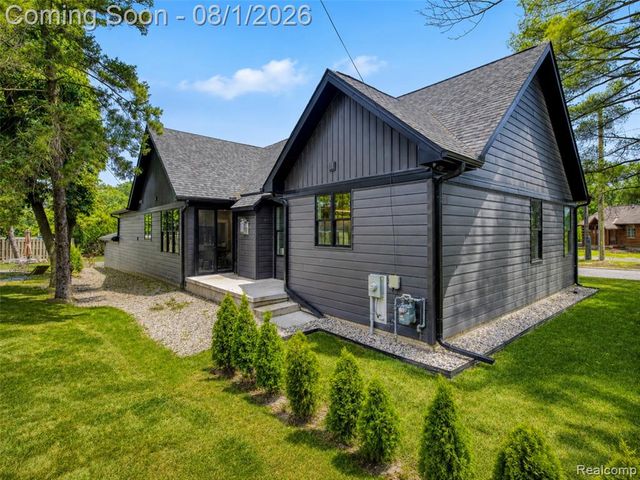 515 River Street, Northville, MI 48167