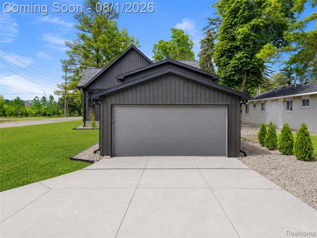515 River Street, Northville, MI 48167