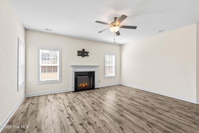 534 Transom Way, Sneads Ferry, NC 28460