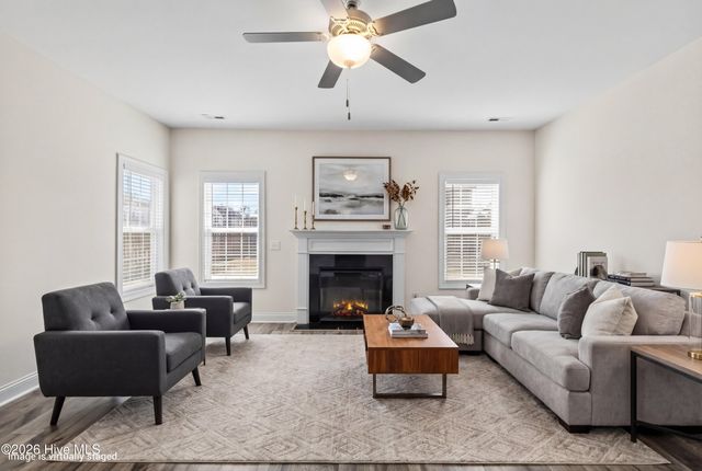 534 Transom Way, Sneads Ferry, NC 28460