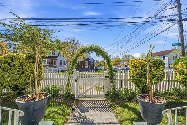 18601 Nashville Boulevard, Springfield Gardens, NY 11413