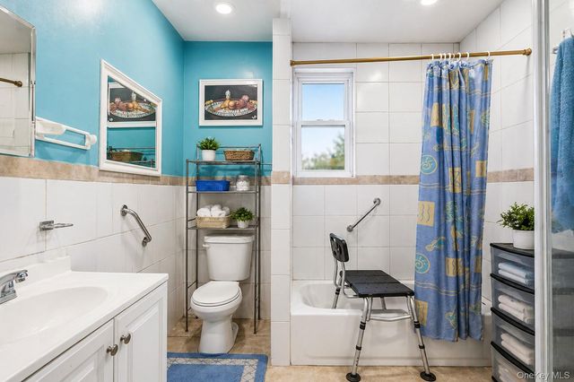 18601 Nashville Boulevard, Springfield Gardens, NY 11413