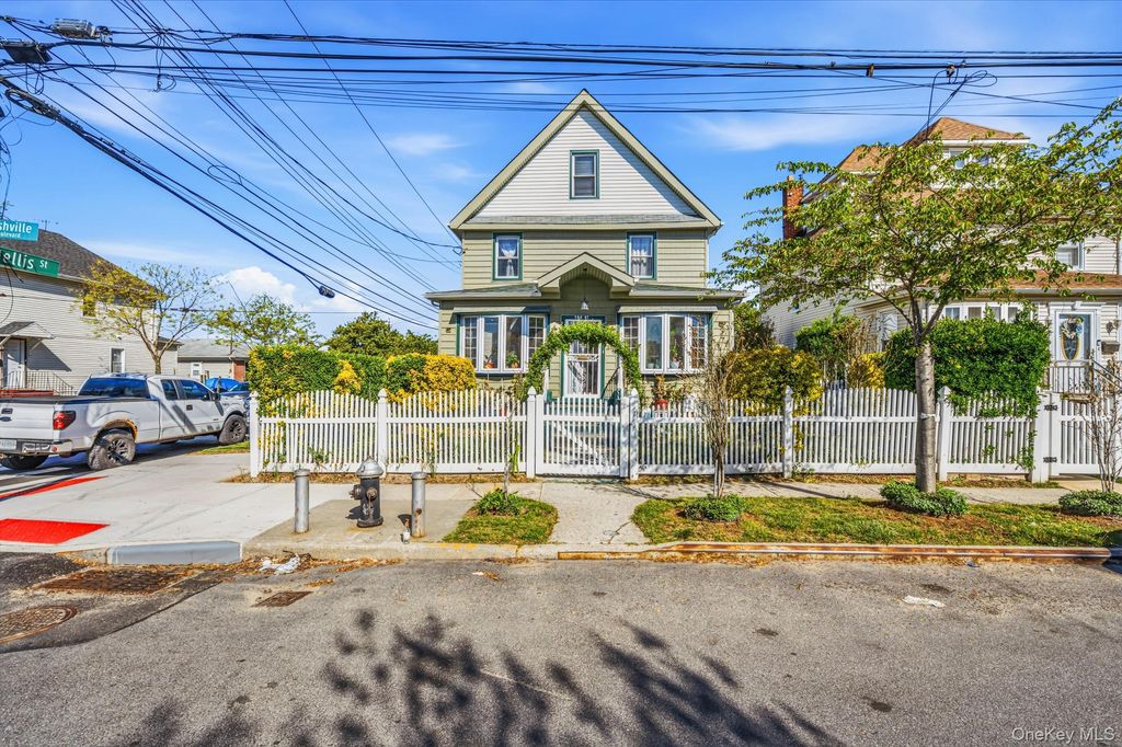 18601 Nashville Boulevard, Springfield Gardens, NY 11413