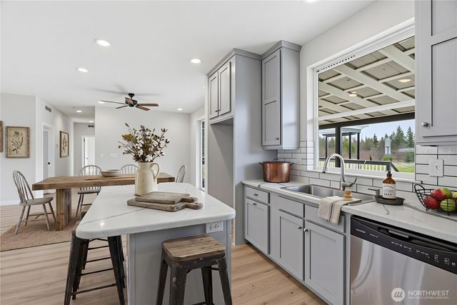 1184 US Hwy 12, Chehalis, WA 98532