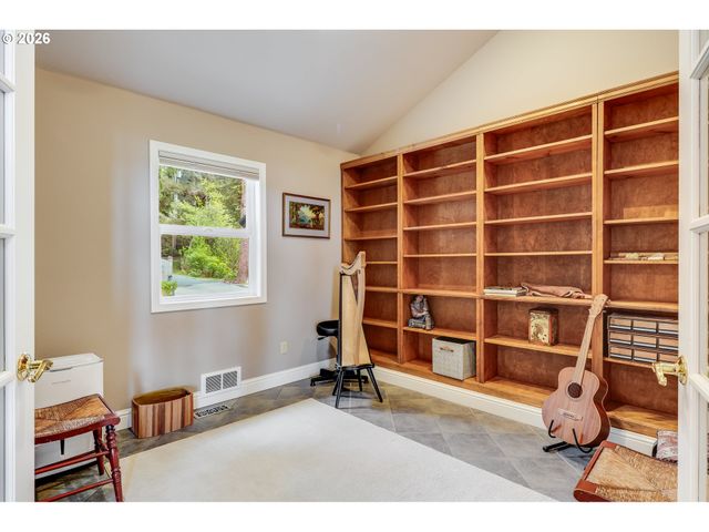 384 SUNSET Blvd, Cannon Beach, OR 97110