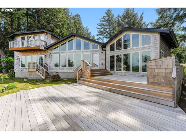 384 SUNSET Blvd, Cannon Beach, OR 97110