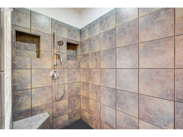 384 SUNSET Blvd, Cannon Beach, OR 97110