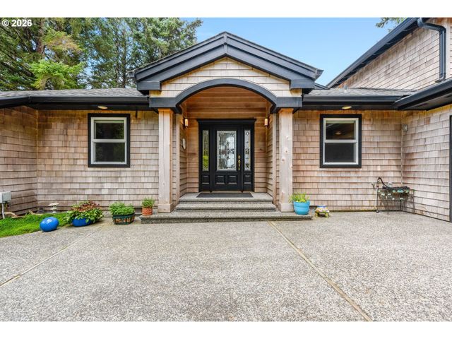 384 SUNSET Blvd, Cannon Beach, OR 97110