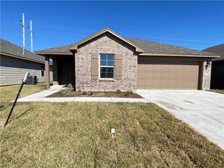 1926 Secretariat Dr, Corpus Christi, TX 78417