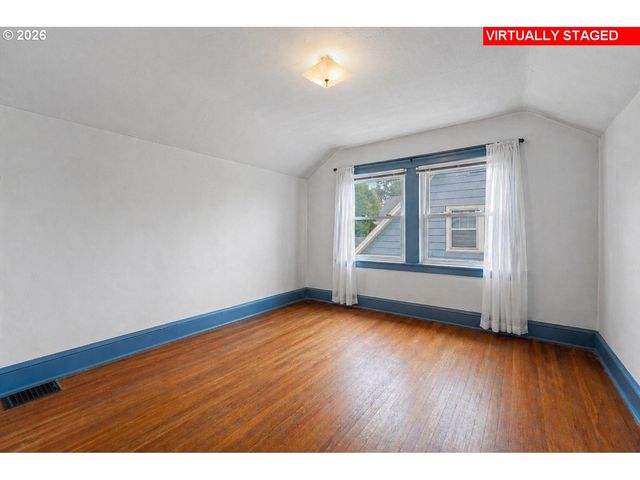 4064 N MASSACHUSETTS Ave, Portland, OR 97227