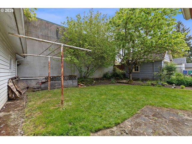 4064 N MASSACHUSETTS Ave, Portland, OR 97227