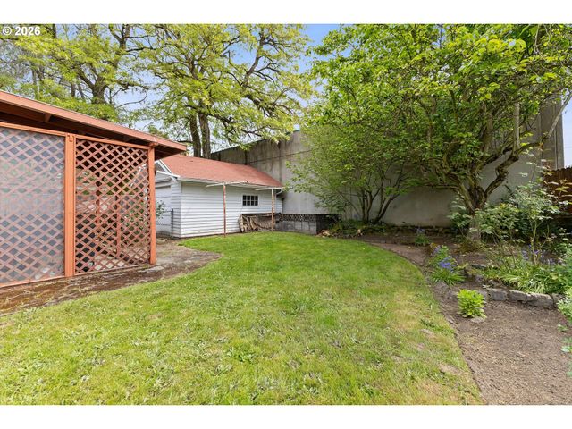 4064 N MASSACHUSETTS Ave, Portland, OR 97227