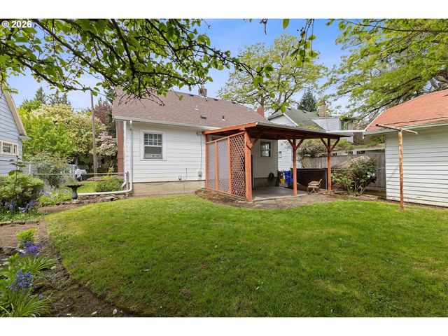 4064 N MASSACHUSETTS Ave, Portland, OR 97227