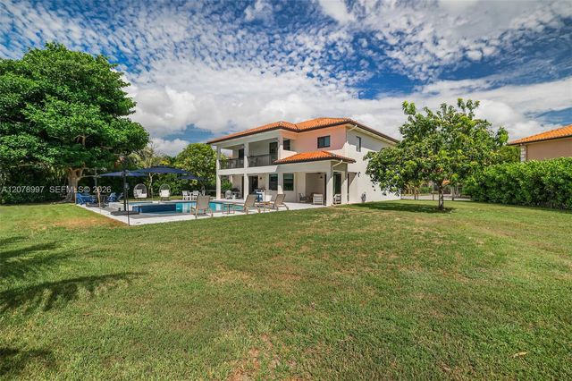 7516 SW 190th Street, Cutler Bay, FL 33157