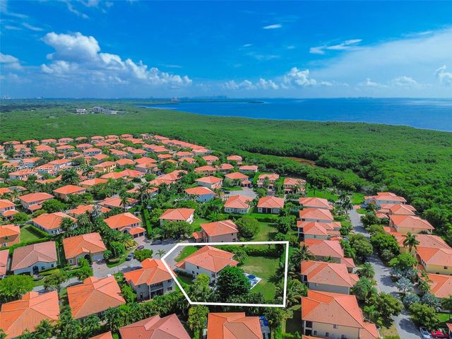 7516 SW 190th Street, Cutler Bay, FL 33157