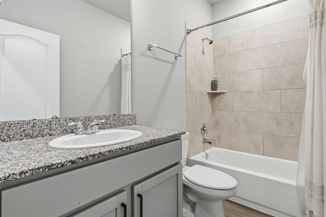 8415 Balding Drive, Fulshear, TX 77441