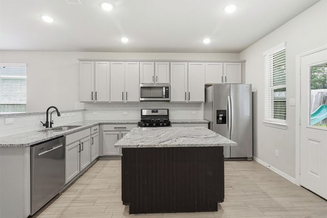 8415 Balding Drive, Fulshear, TX 77441