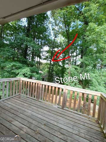 697 Pepperwood Trail, Stone Mountain, GA 30087