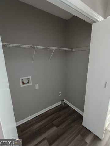 697 Pepperwood Trail, Stone Mountain, GA 30087