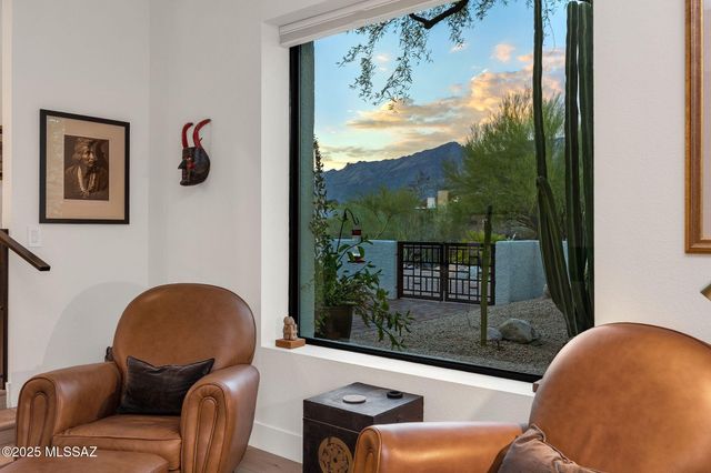 4518 N Camino Cardenal, Tucson, AZ 85718