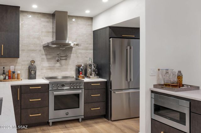 4518 N Camino Cardenal, Tucson, AZ 85718