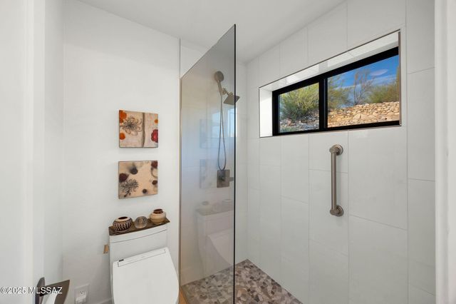 4518 N Camino Cardenal, Tucson, AZ 85718