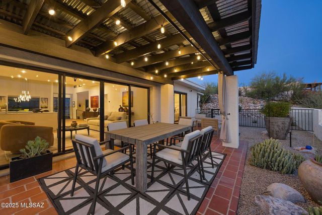 4518 N Camino Cardenal, Tucson, AZ 85718