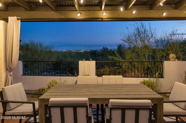 4518 N Camino Cardenal, Tucson, AZ 85718