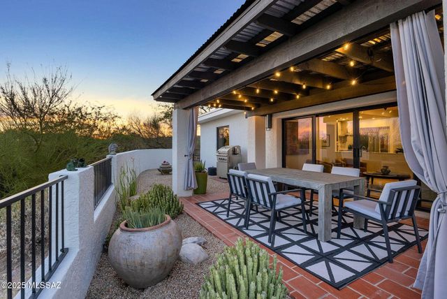 4518 N Camino Cardenal, Tucson, AZ 85718