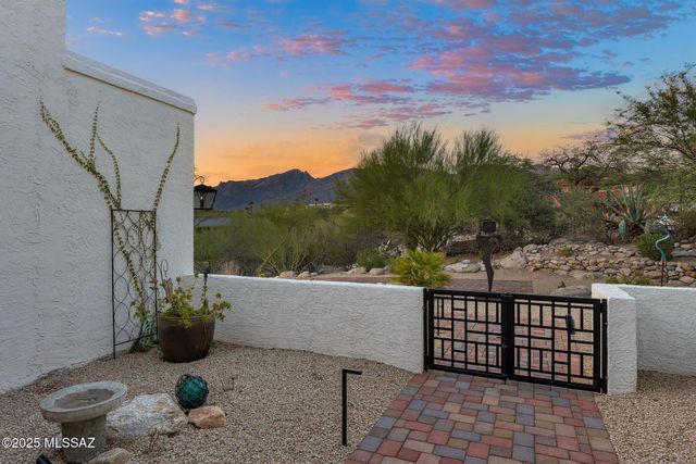 4518 N Camino Cardenal, Tucson, AZ 85718