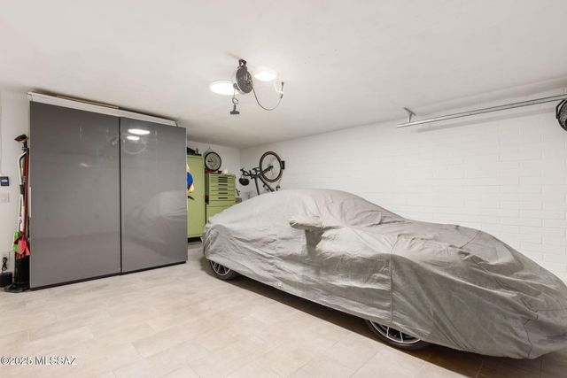 4518 N Camino Cardenal, Tucson, AZ 85718