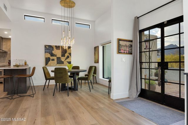 4518 N Camino Cardenal, Tucson, AZ 85718