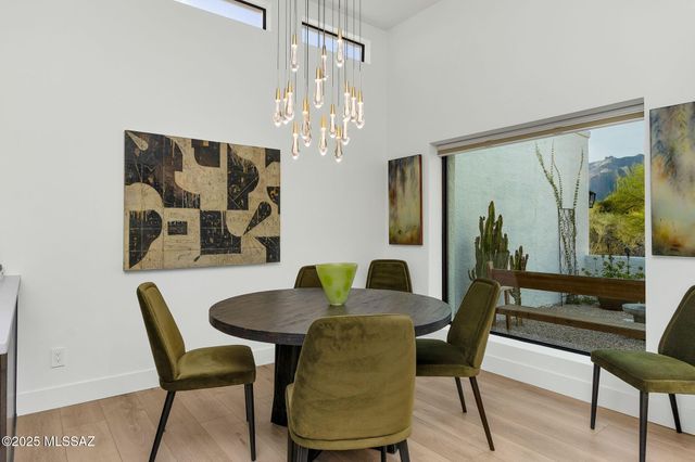 4518 N Camino Cardenal, Tucson, AZ 85718