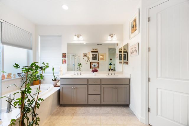 2687 Elderberry St, West Sacramento, CA 95691