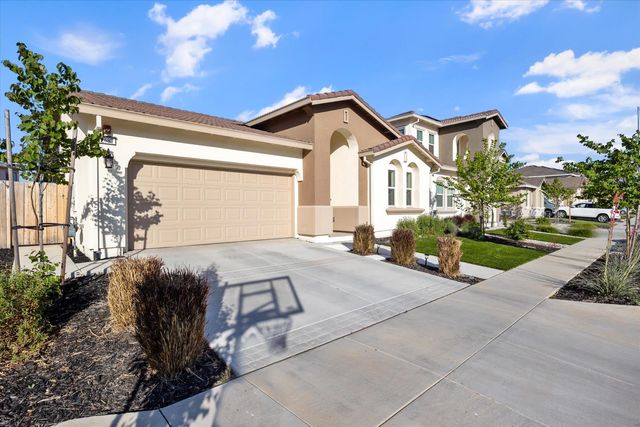 2687 Elderberry St, West Sacramento, CA 95691