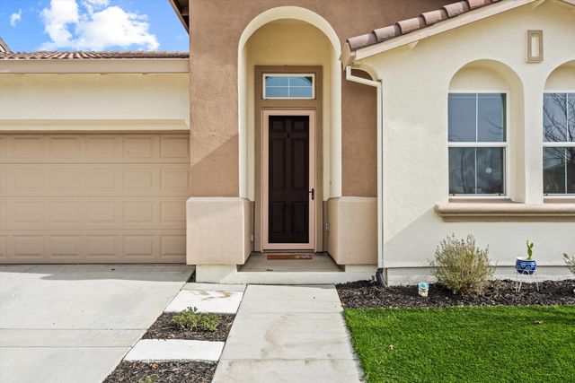 2687 Elderberry St, West Sacramento, CA 95691