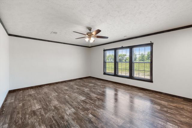 604 Lcr 208, Coolidge, TX 76635