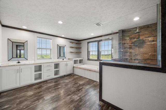 604 Lcr 208, Coolidge, TX 76635