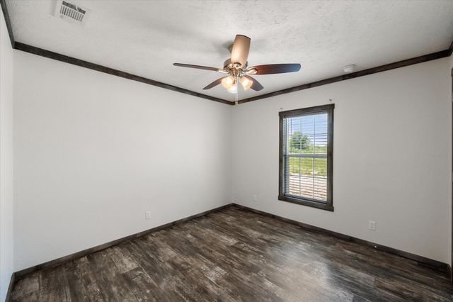 604 Lcr 208, Coolidge, TX 76635