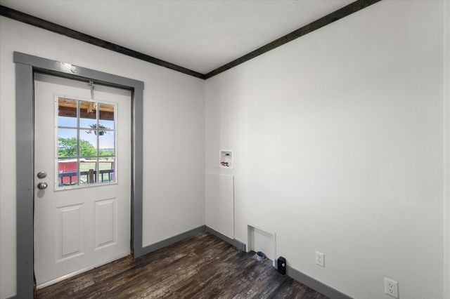 604 Lcr 208, Coolidge, TX 76635