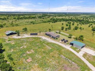 604 Lcr 208, Coolidge, TX 76635