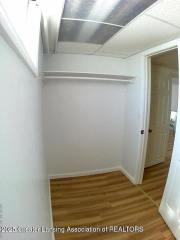 400 S Waverly Road, Lansing, MI 48917