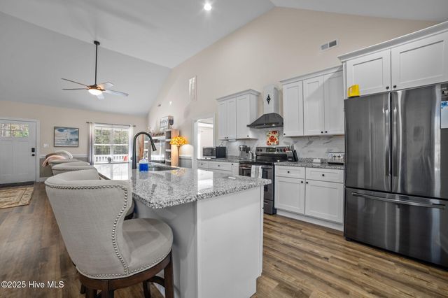 420 Crown Drive, Washington, NC 27889