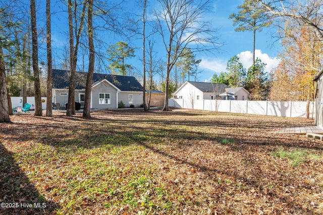 420 Crown Drive, Washington, NC 27889