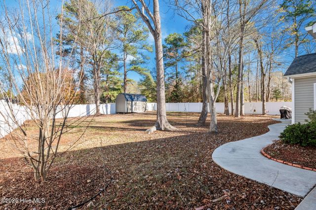 420 Crown Drive, Washington, NC 27889